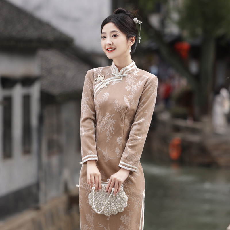 长款加绒金丝绒压花旗袍