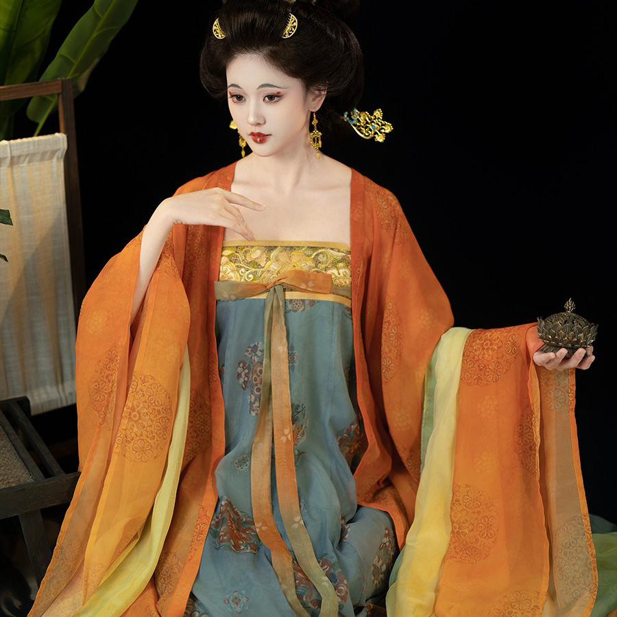 日常汉服女唐制风显瘦刺绣
