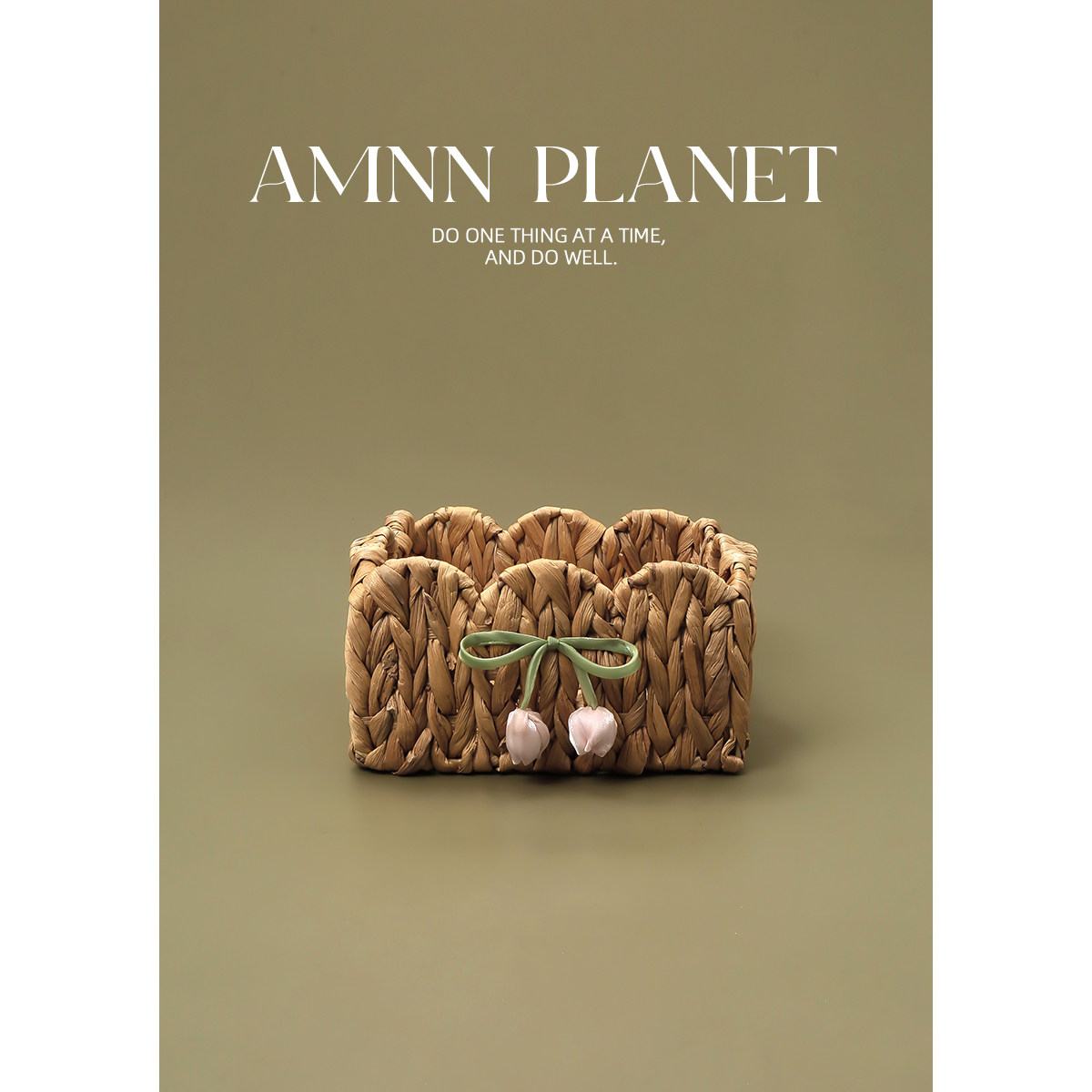 AMNN 原创郁金香藤编收纳篮2026新款创意桌面简约玄关杂物整理篮
