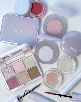 日本专柜 snidel 万圣节系列限定 魔法彩妆眼影高光腮红唇膏