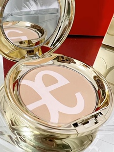 日本本土专柜 elegance雅莉格丝天鹅绒双色粉饼清透素肌裸妆