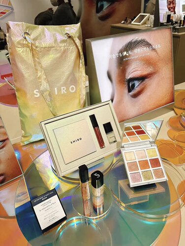 现货！SHIRO 伊势丹限定彩妆 9色眼影盘 唇油 指甲油 限定套装