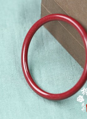 天然朱砂细圆条手镯高级感叮当镯