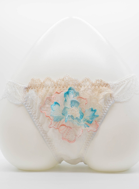 日系甜美可爱奢华纯棉裆中腰性感立体刺绣花少女内裤女三角裤女士