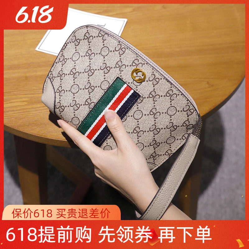 2020韩版新款大容量简约手包女零钱包中年妈妈老人买菜包可放手机