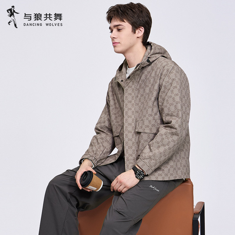 【满身印花】与狼共舞连帽夹克