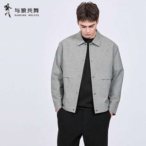 与狼共舞工装风春季防风夹克男