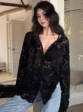 黑色微透深V领蕾丝衫女秋冬薄款大码遮肉性感木耳边长袖防晒开衫