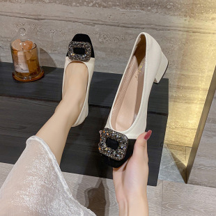 单鞋女拼色方头时尚浅口方扣水钻粗跟百搭洋气女鞋欧美风大码日常
