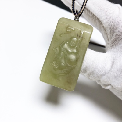 D1179# 天然和田玉黄口料佛公吊坠50.3*26.3*9.8mm 重34.65克