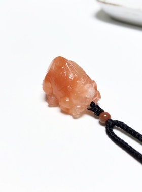 D1755# 天然原矿南红貔貅吊坠锁骨链25*19*18.2mm 重10.83克