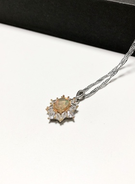 D84# 天然欧泊石吊坠彩宝轻奢锁骨链6*8mm 底托16*18mm 白欧泊