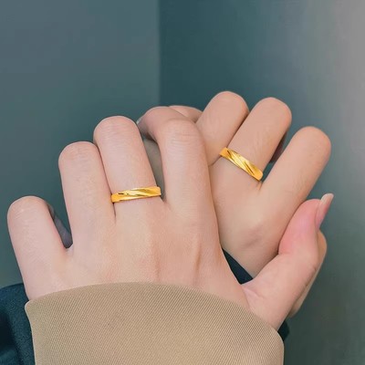 莫比乌斯环黄金包银情侣戒指