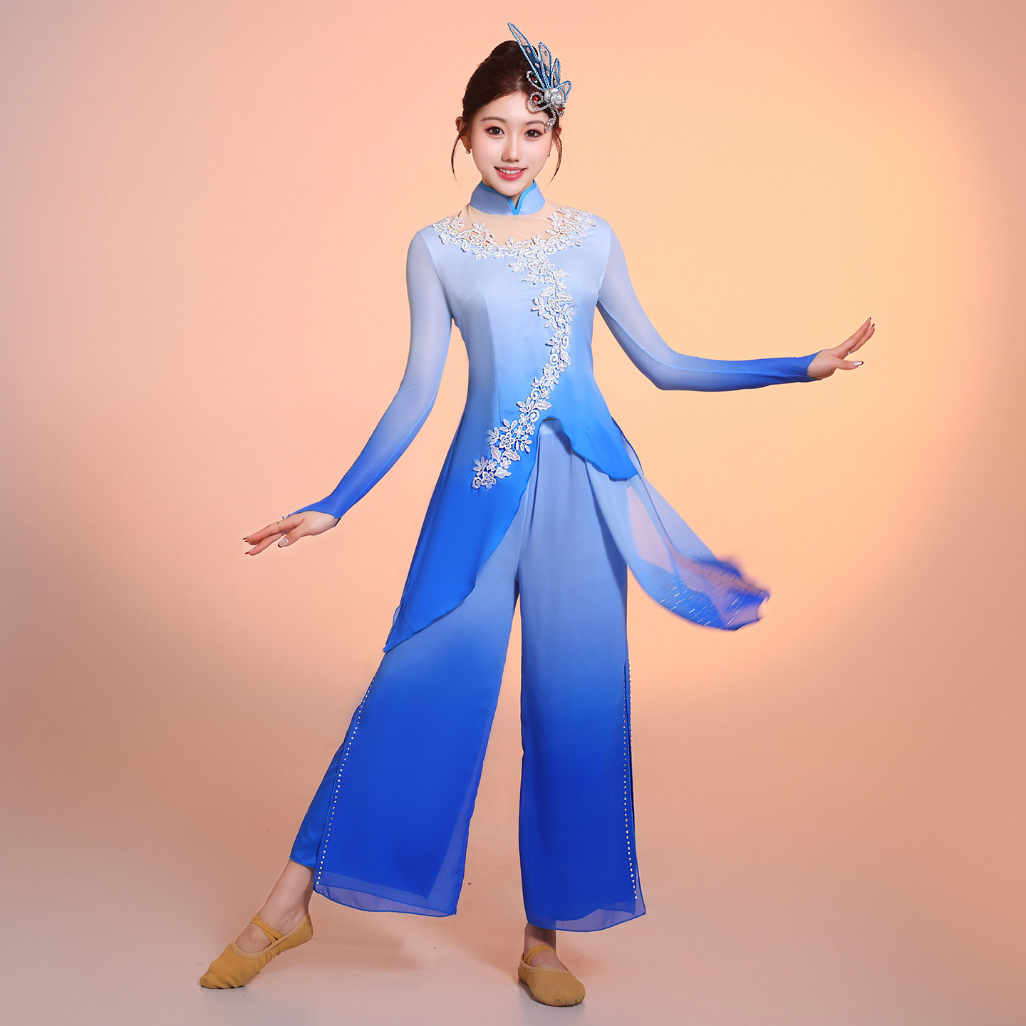 2026新款胶州秧歌舞演出服古典扇子舞广场舞表演服艺考剧目舞蹈服