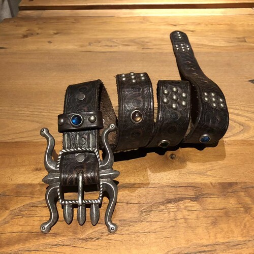 牛皮黑色百搭水钻镶嵌意大利皮带