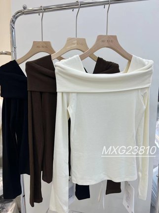 MXG秋季新款一字肩黑色长袖针织衫设计感洋气减龄法式气质上衣