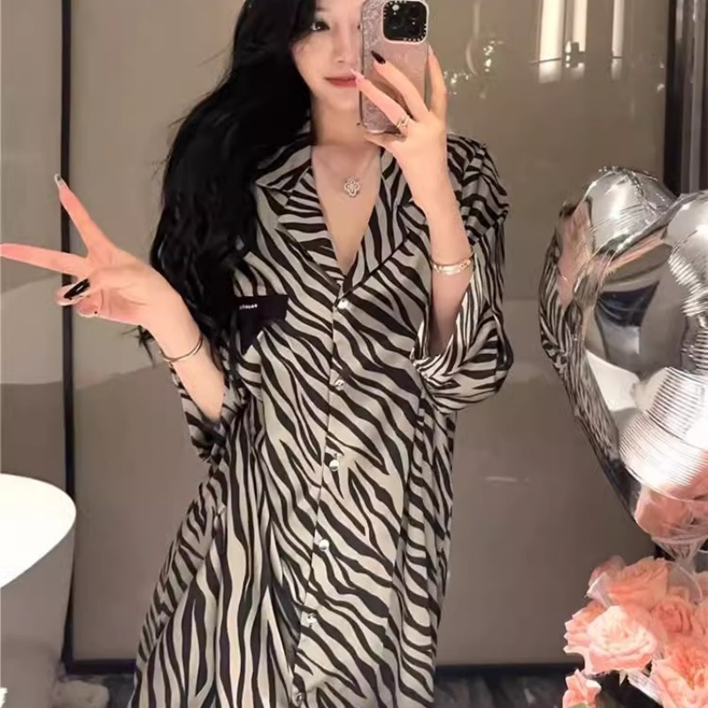 真丝睡裙女2025款夏季高级感斑马纹女士睡衣男友风衬衫睡衣