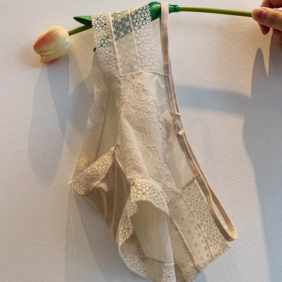 法式精美蕾丝花纹内裤女新款镂空低腰纯棉裆三角裤女无痕透气性感