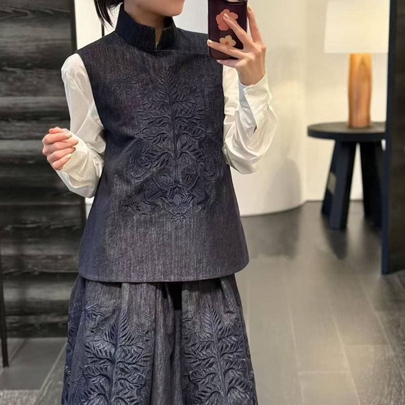 新中式牛仔斜襟立领刺绣女士马甲