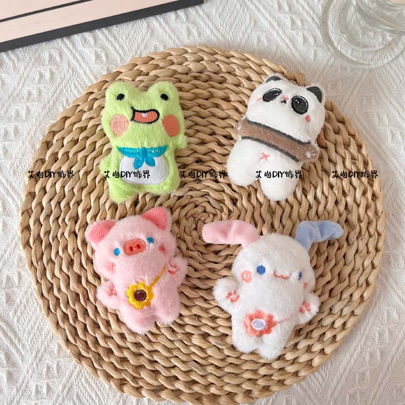 可爱熊猫兔子青蛙猪猪公仔胸针