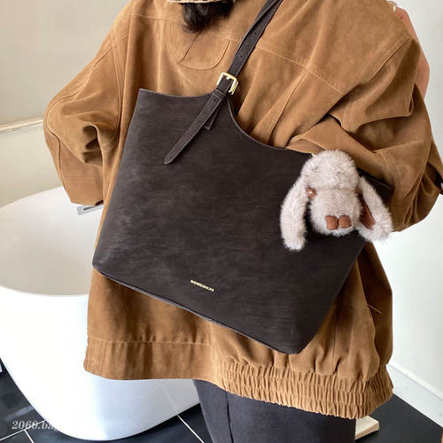 韩国新款大容量通勤托特包