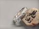 足银9999 手工錾刻浮雕三窗开口如意头足银手镯