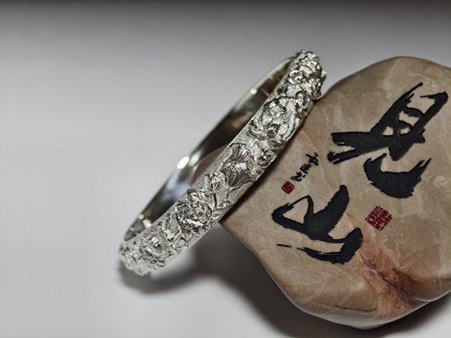 【足银9999】百年久诚原创铲刻浮雕十二花神银镯