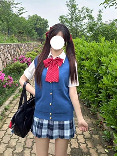 原创jk制服春夏款针织开衫马甲收腰衬衫叠穿气泡水格裙女学生套装