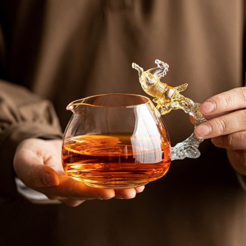 金骏腾霄琉璃把手公道杯琉璃把手