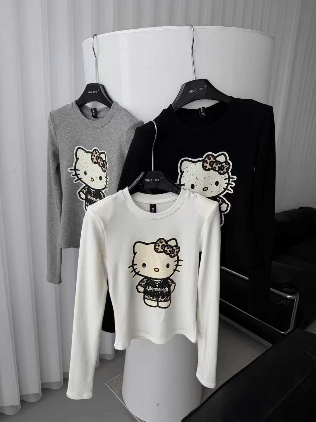 2025秋冬磨毛绒新款韩版圆领卡通印花长袖T恤女修身显瘦上衣女