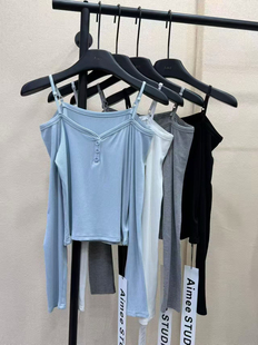 东大门2026春季女装新品韩版设计感吊带系扣长袖T恤上衣潮