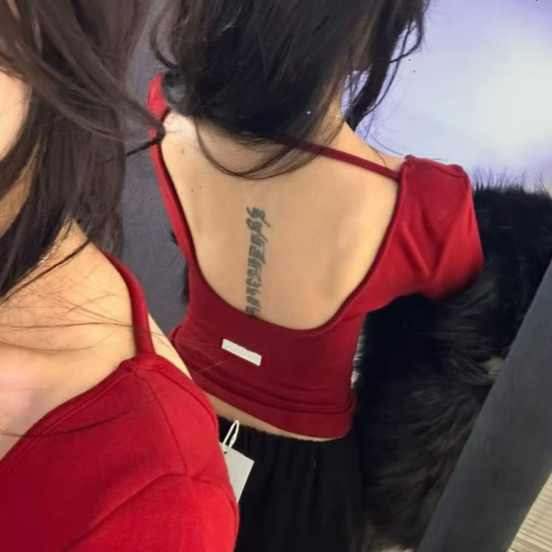 十三行2025冬季新款美式磨毛绒带胸垫显瘦露背长袖T恤上衣女