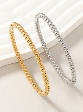 简约百搭圆珠颗粒感O形卡扣手镯