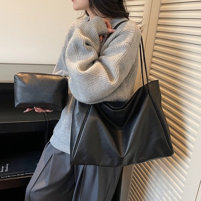 单肩包女款2025新款高级感时尚手提包包小众百搭大容量通勤托特包