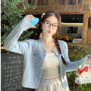 东莞大朗毛衣不起球新款正品开衫针织衫秋冬短款小个子外套女上衣