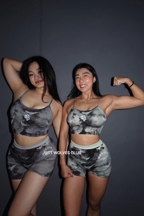 超好看 A46 TTWOLVES狼头蝴蝶水墨扎染女士无缝针织健身运动套装