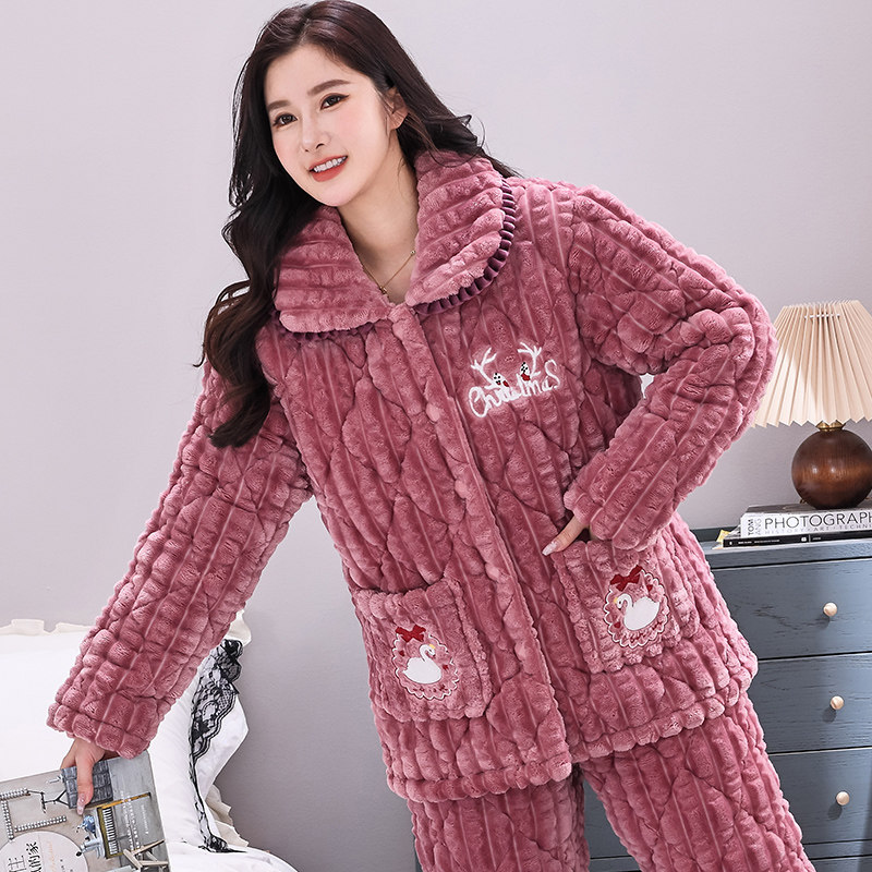 冬季睡衣女加厚款加绒珊瑚绒保暖睡衣/家居服套装