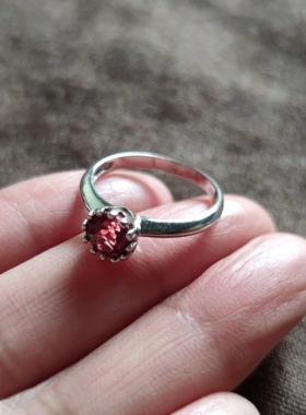 经典款石榴石戒指 925银镶嵌