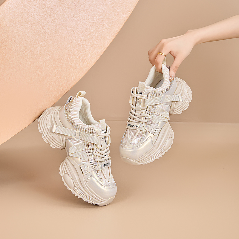 香香莉轻便老爹鞋女2025年新款韩版百搭小个子增高休闲鞋秋031700