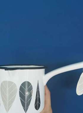 未使用  Muurla 北欧芬兰灰色树叶1.3L单柄搪瓷