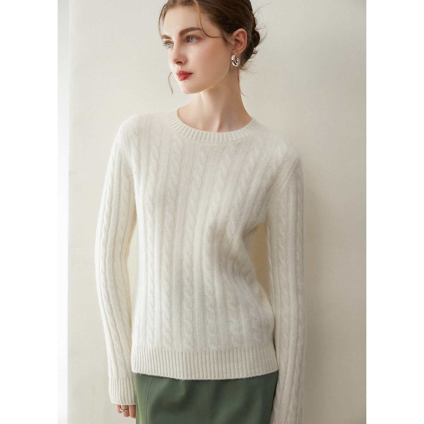 秋冬新款100%山羊绒衫女加厚圆领针织打底衫宽松百搭显瘦毛衣上衣,女装/女士精品,羊绒衫,淘宝优惠券,粉丝福利购,淘宝优惠卷