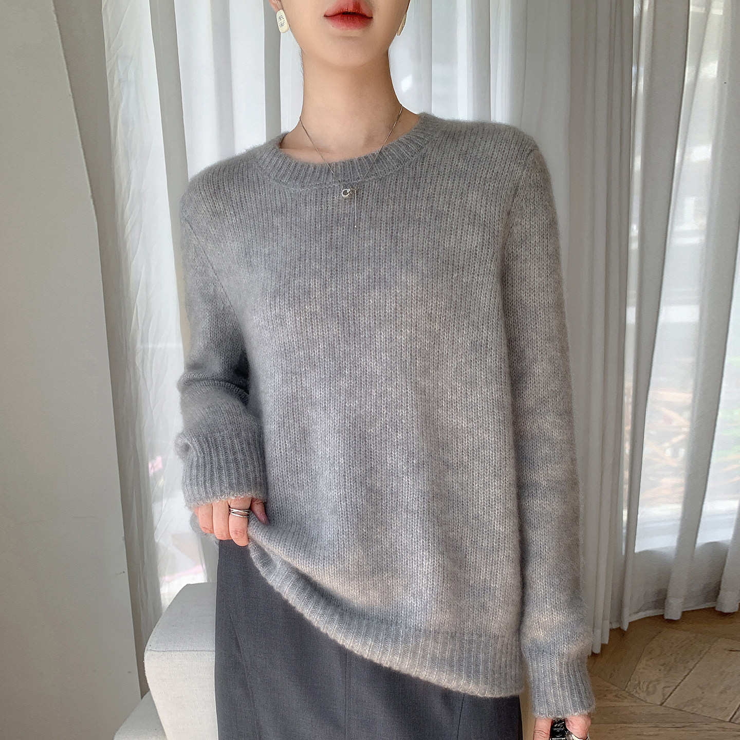 2025秋冬新款软糯保暖25桑蚕丝75羊绒衫女圆领简约毛衣针织打底衫,女装/女士精品,毛针织衫,淘宝优惠券,粉丝福利购,淘宝优惠卷