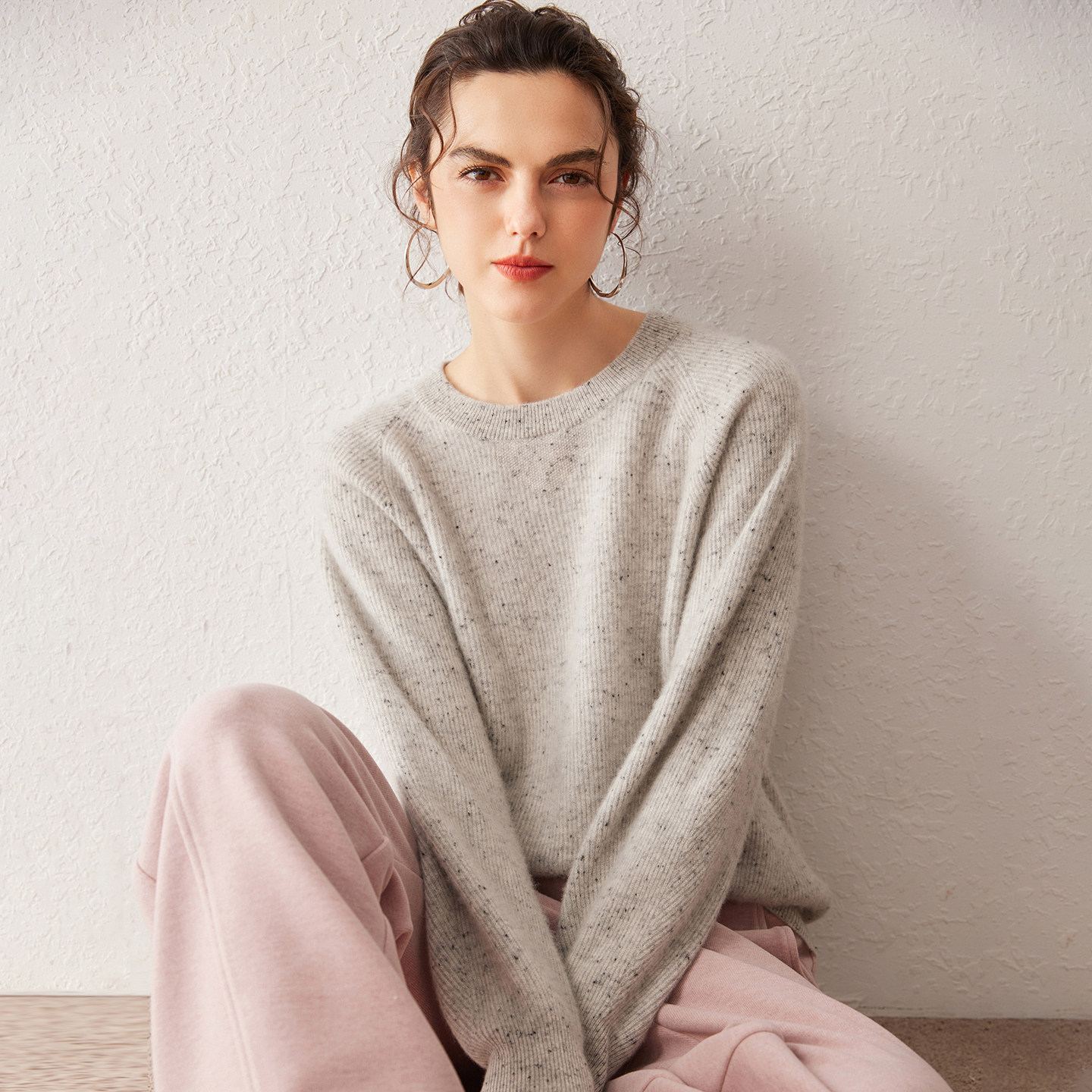 花纱彩点圆领100%山羊绒衫女针织套头打底衫宽松时尚软糯毛衣上衣,女装/女士精品,羊绒衫,淘宝优惠券,粉丝福利购,淘宝优惠卷