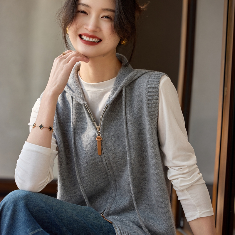 2025秋冬新款100%山羊绒马甲女五针三股重磅加厚宽松连帽拉链开衫