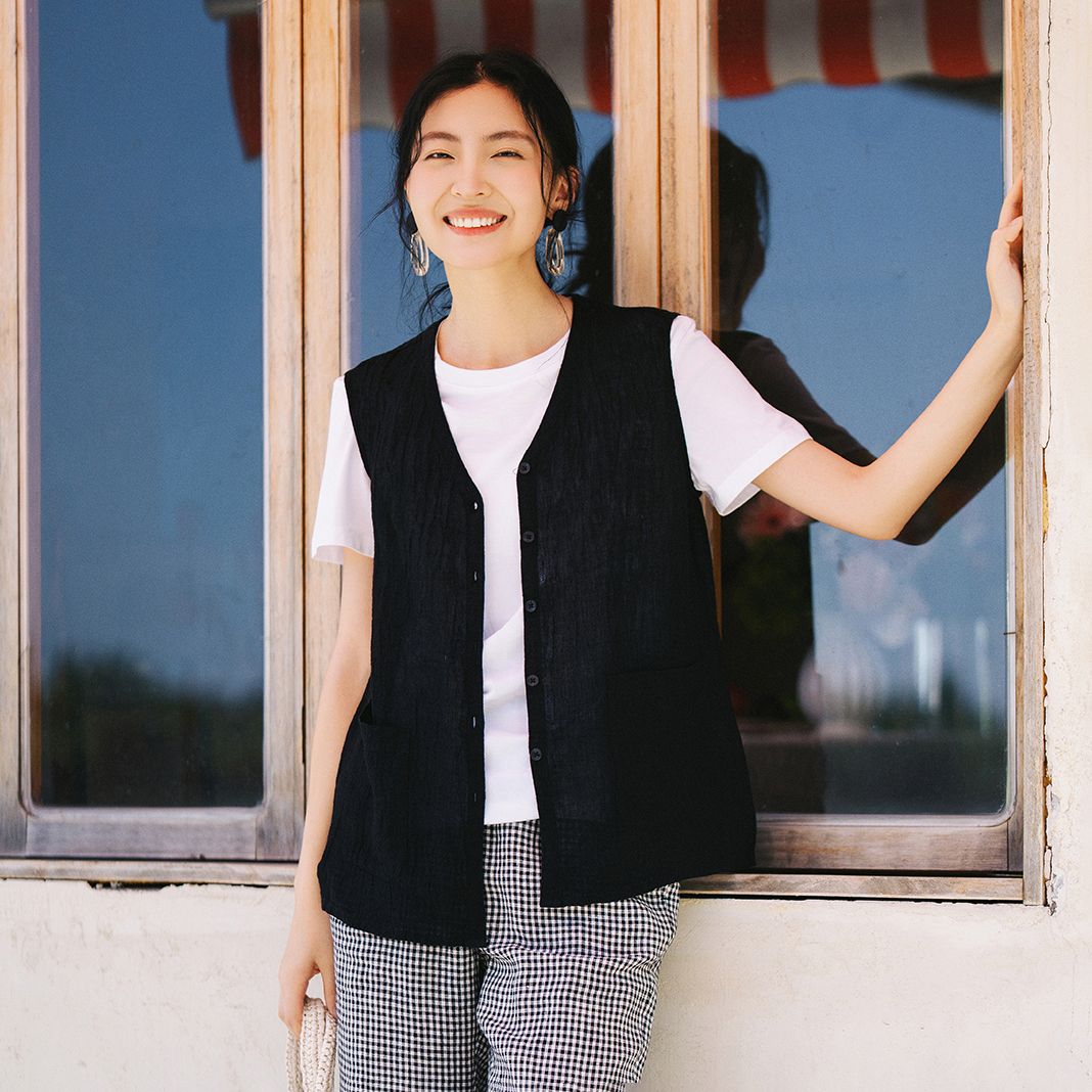 輕薄黑色亞麻馬甲背心