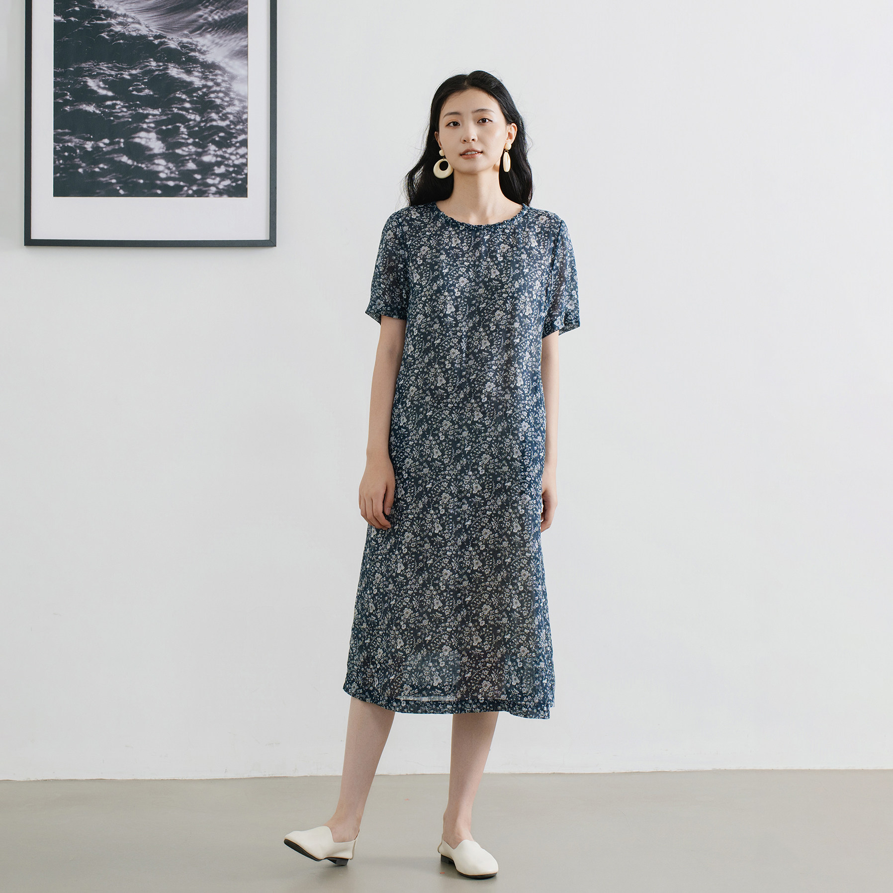 梭家 小热情 青花瓷苎麻连衣裙夏季新款圆领印花连衣裙 6499MH图片