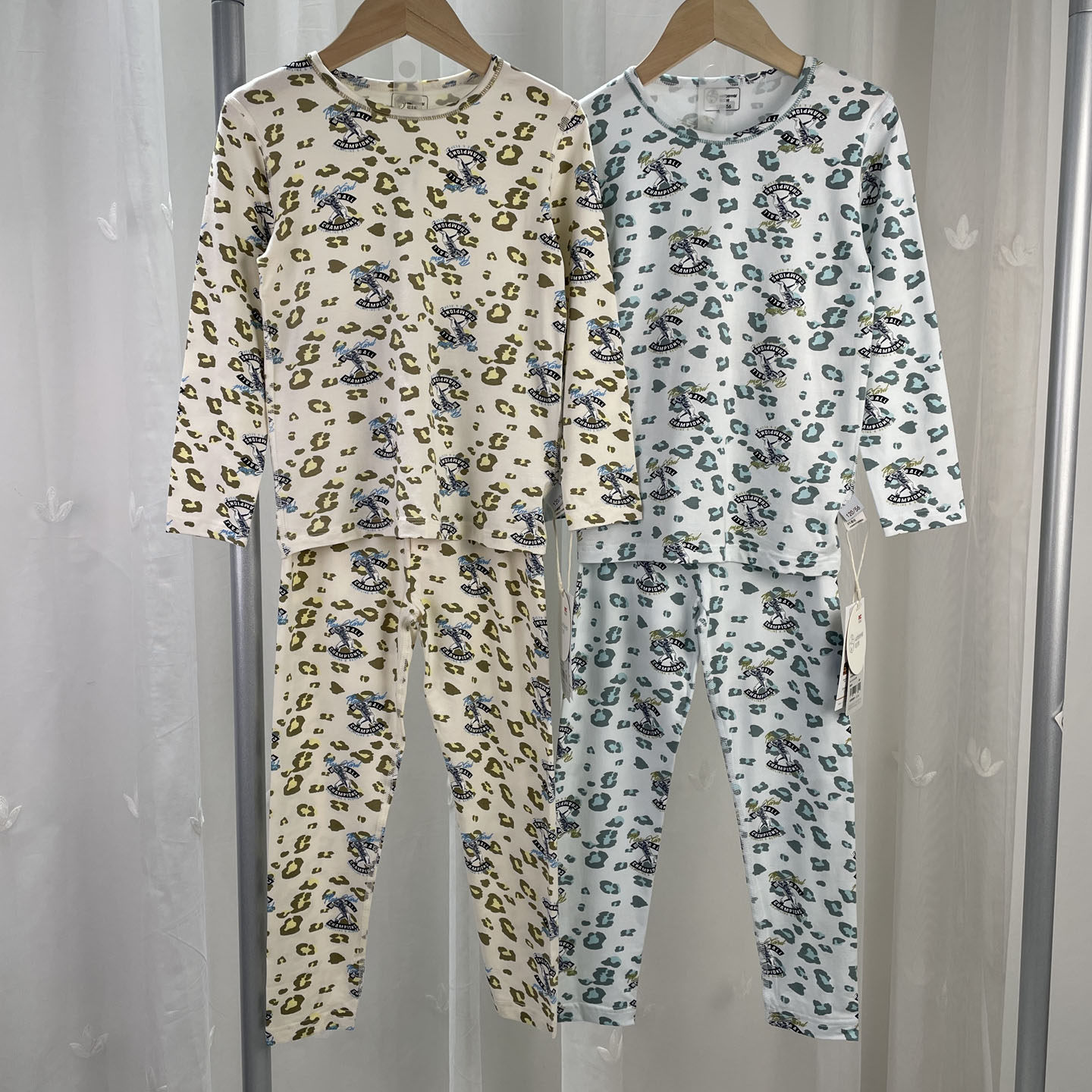 旺 品牌童装中大童男童家居服套装青少年儿童春夏莫棉薄款空调服