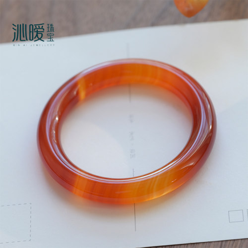天然红玛瑙手镯圆条复古红色玉镯
