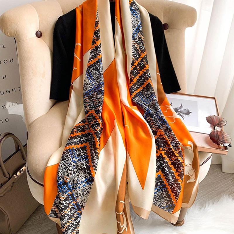 2022 Br Designer Silk Scarf Female Foulard Bana Long S