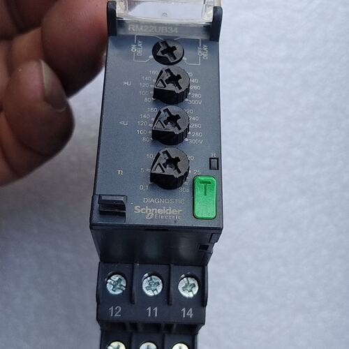 议价施耐德Schneider RM22UB34控制继电器，原装正